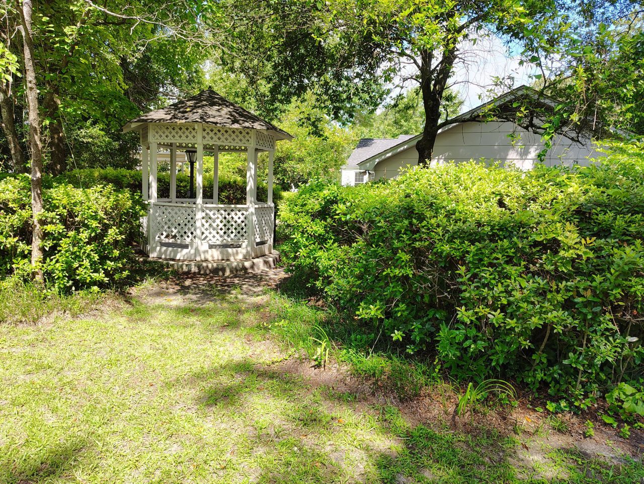 406 Thames Street Photo 28