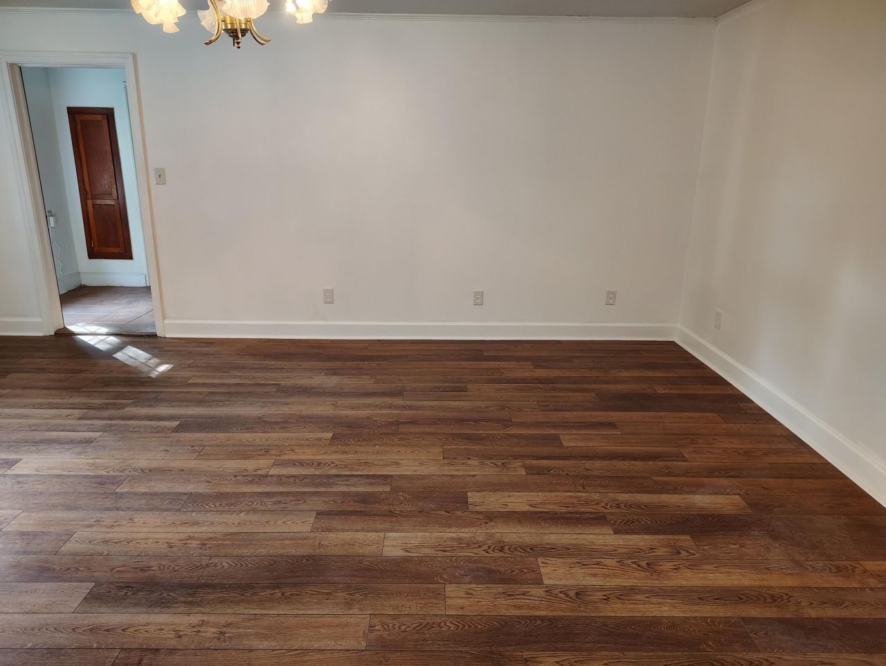 406 Thames Street Photo 34