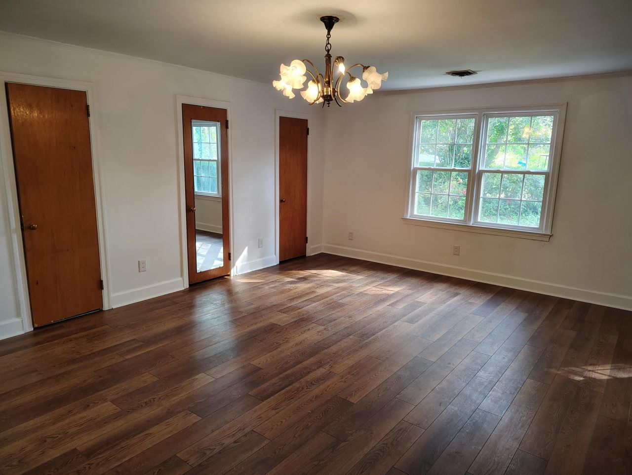 406 Thames Street Photo 35