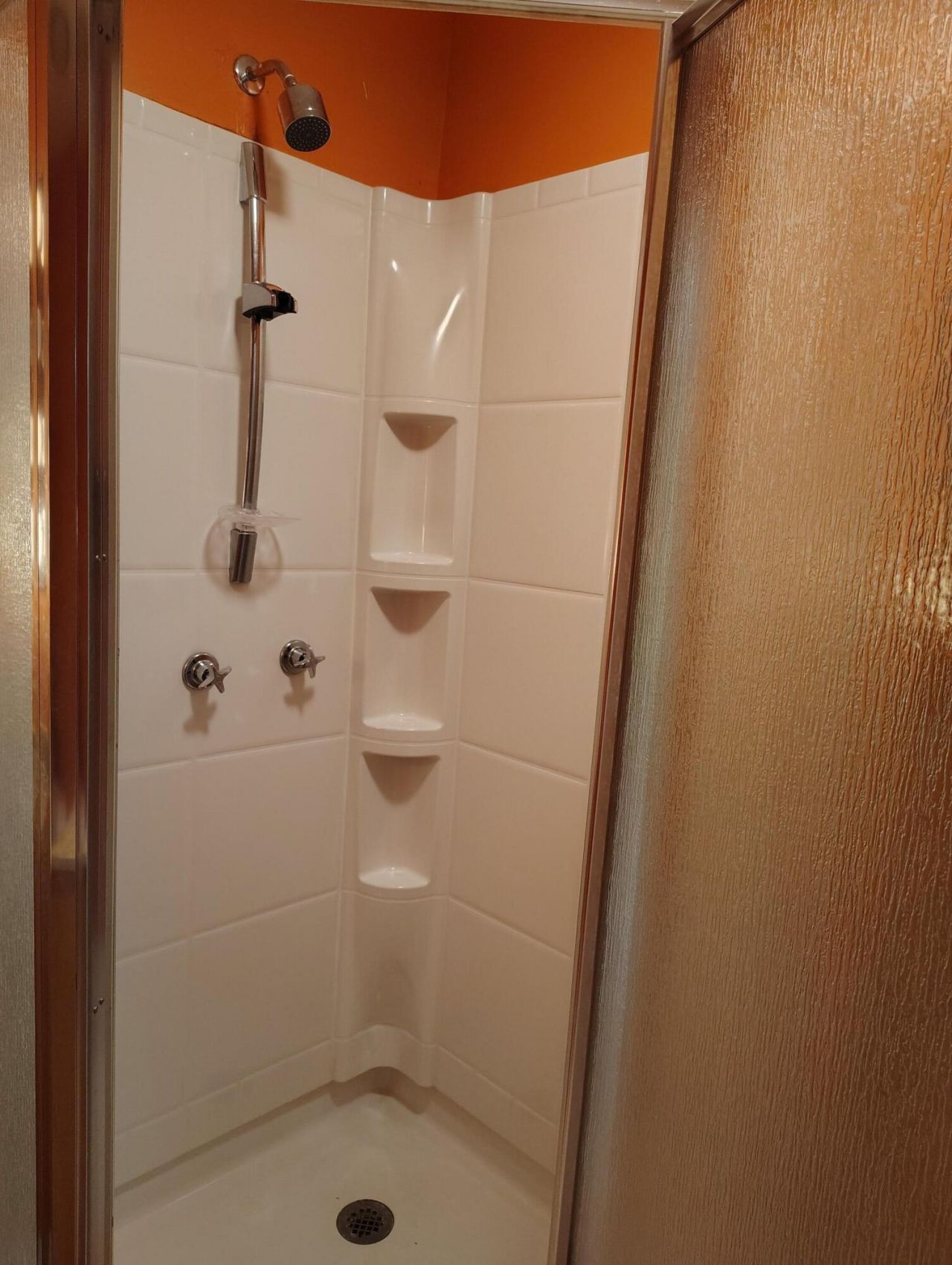 406 Thames Street Photo 39