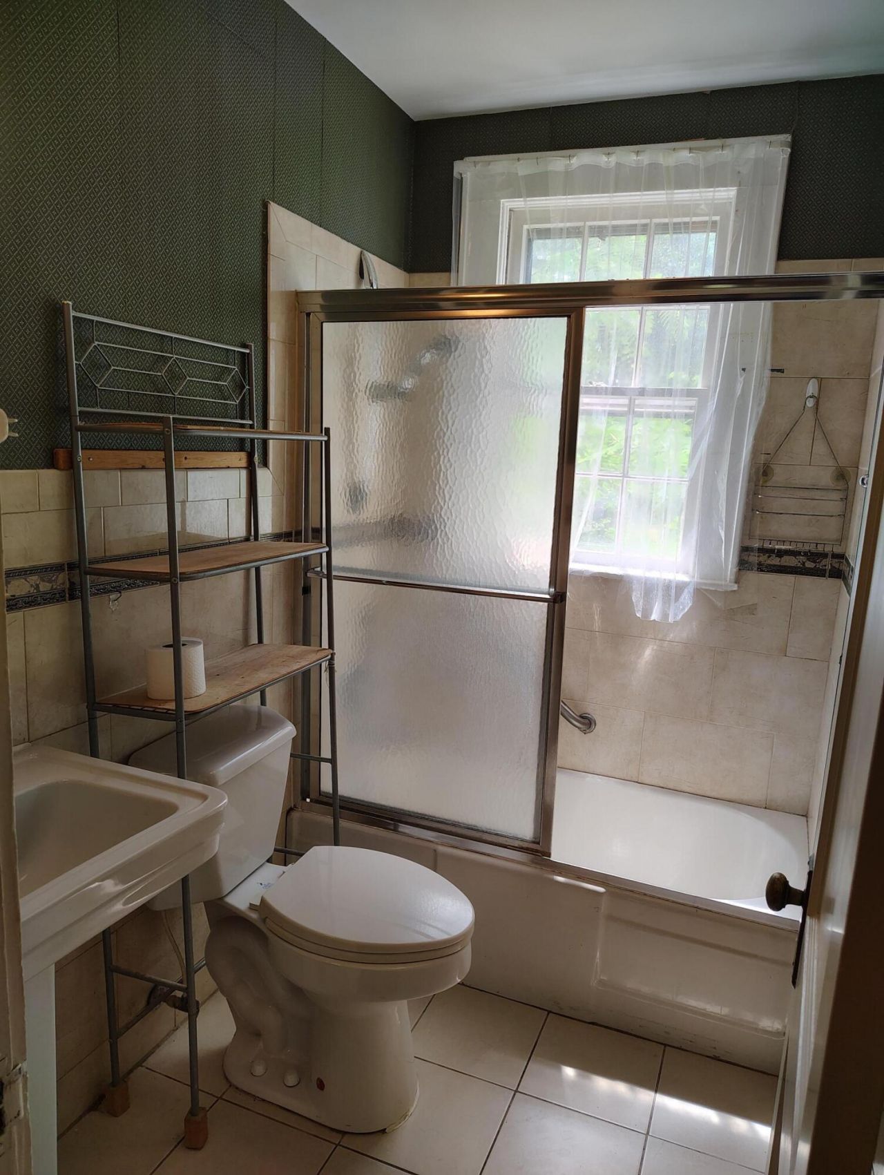 406 Thames Street Photo 51