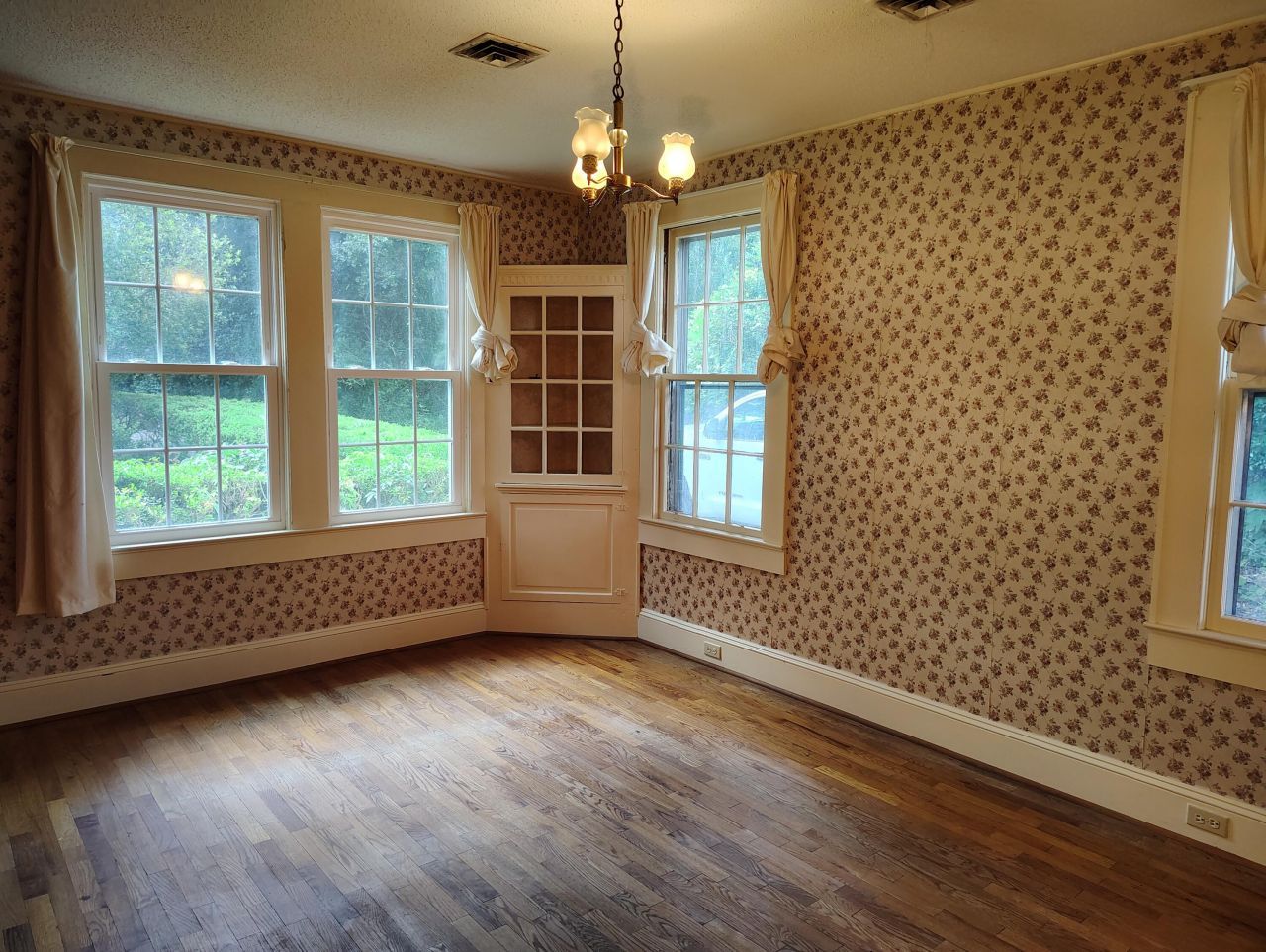 406 Thames Street Photo 53