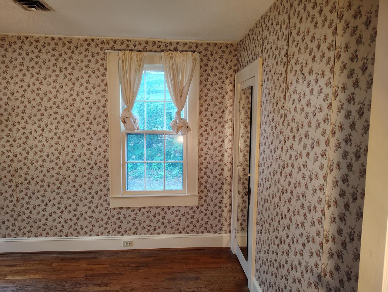 406 Thames Street Photo 54