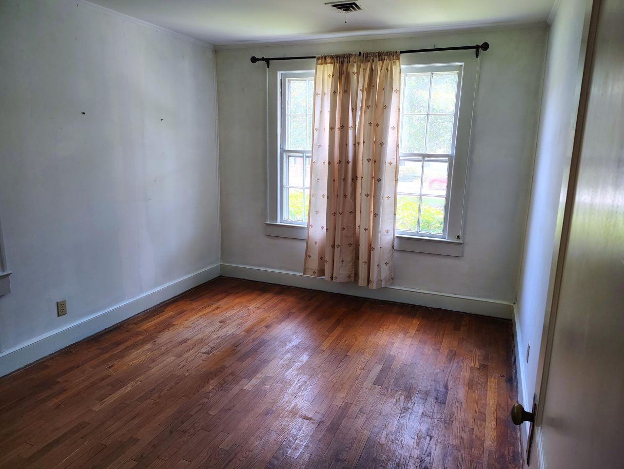 406 Thames Street Photo 56