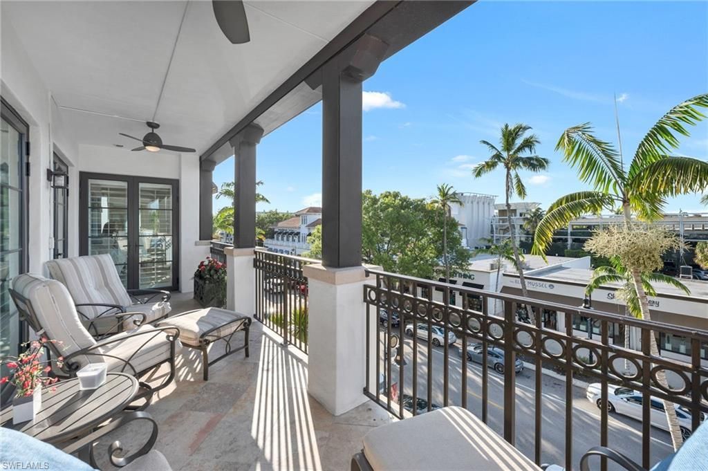 780 5th Ave S, Unit 302, Naples, FL 34102 Photo