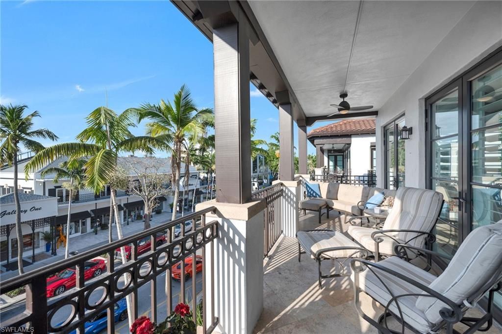 780 5th Ave S, Unit 302, Naples, FL 34102 Photo