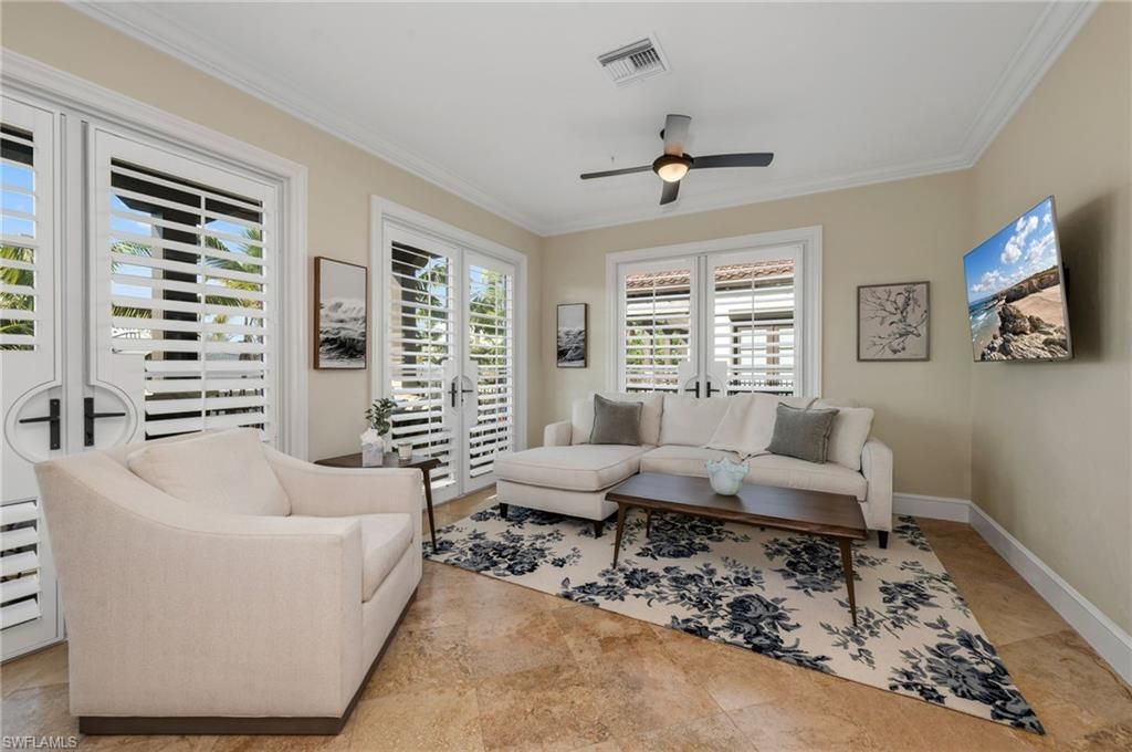 780 5th Ave S, Unit 302, Naples, FL 34102 Photo