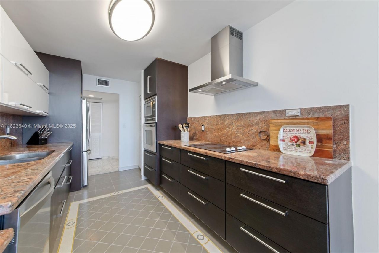 2751 S Ocean Dr, Unit 505N, Hollywood, FL 33019 Photo