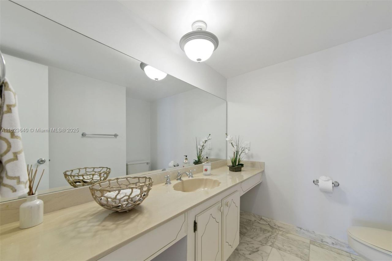 2751 S Ocean Dr, Unit 505N, Hollywood, FL 33019 Photo