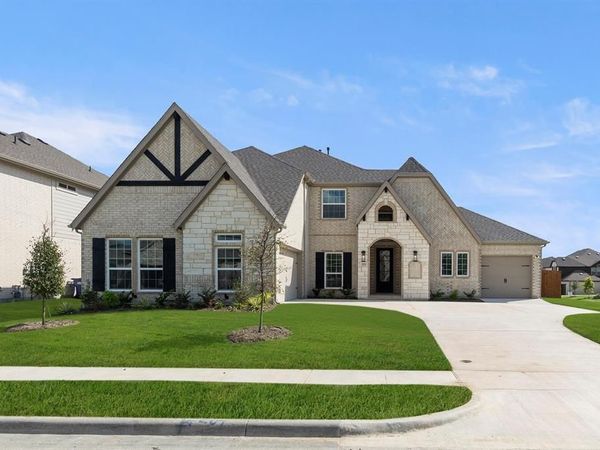 329 Aeronca, Fate, TX 75087