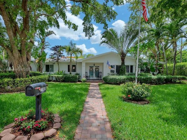7340 SW 123rd Ter, Pinecrest, FL 33156