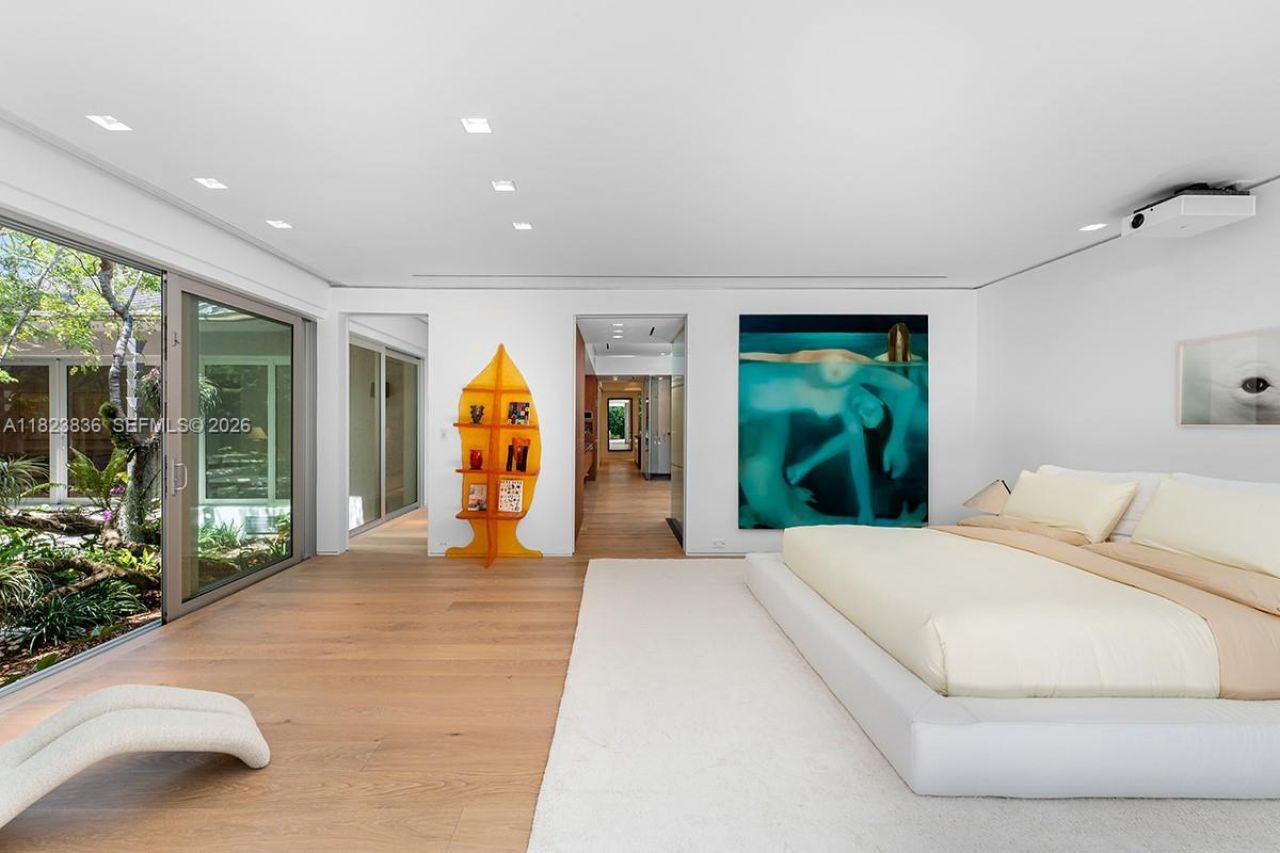 11 La Gorce Cir, Miami Beach, FL 33141 Photo