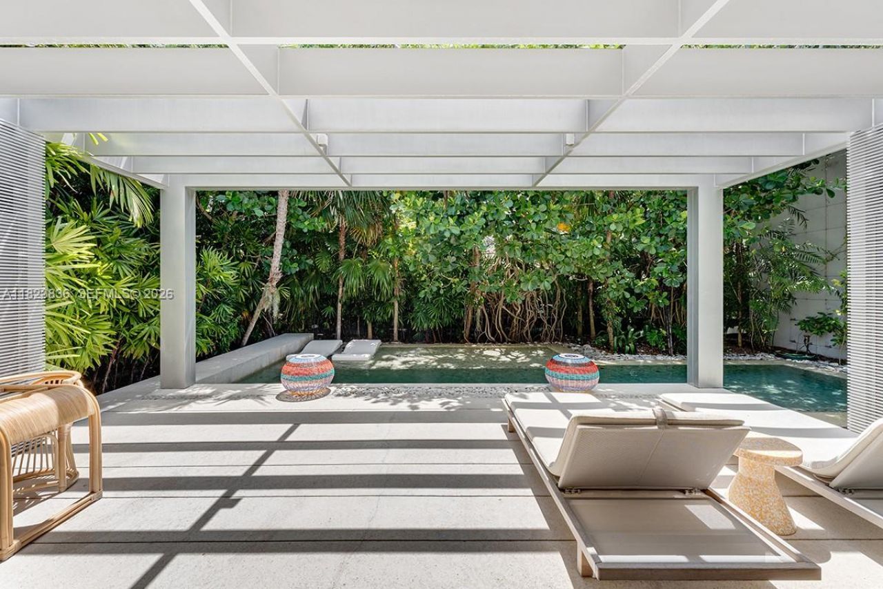 11 La Gorce Cir, Miami Beach, FL 33141 Photo