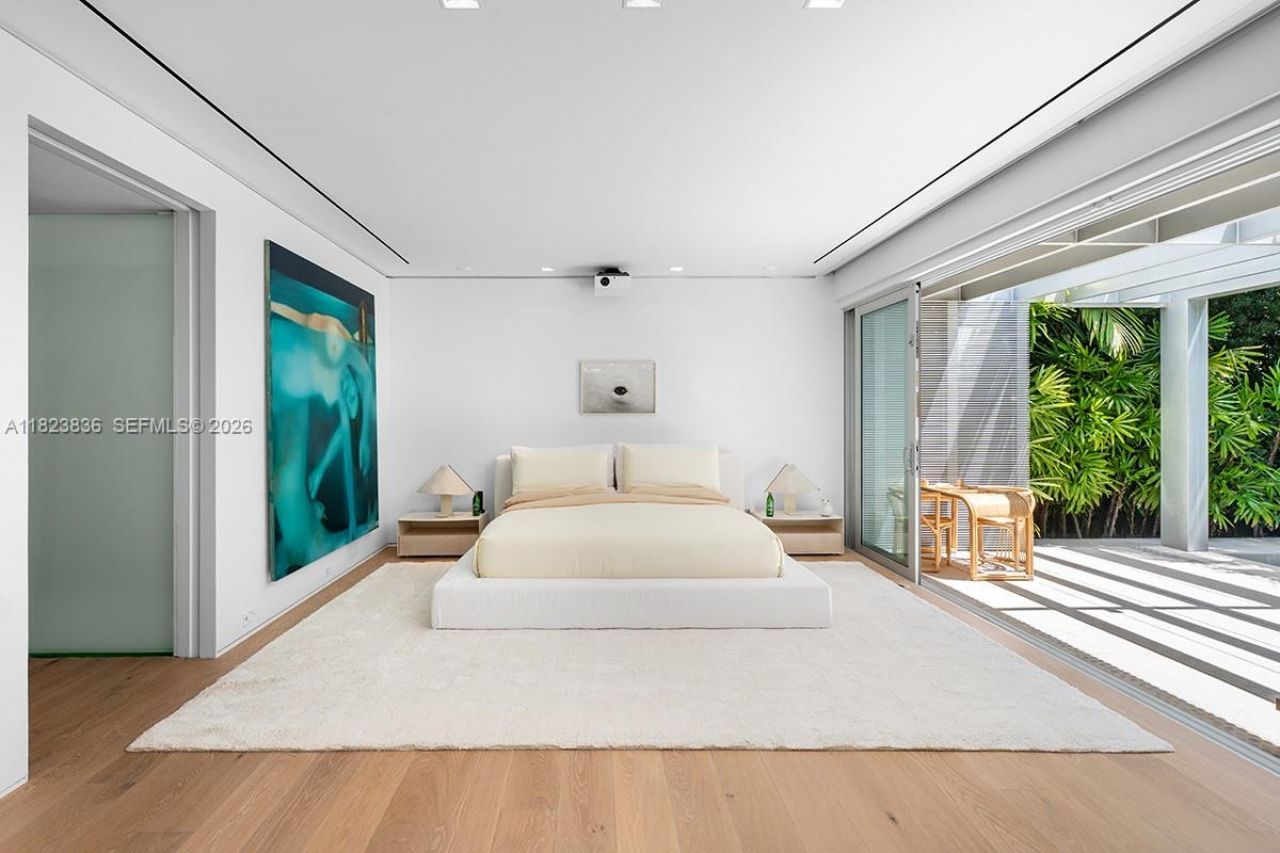 11 La Gorce Cir, Miami Beach, FL 33141 Photo