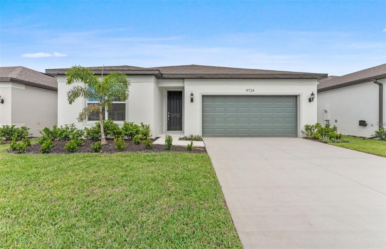 9724 Redwood Heights Loop, Thonotosassa, FL 33592 Main Photo