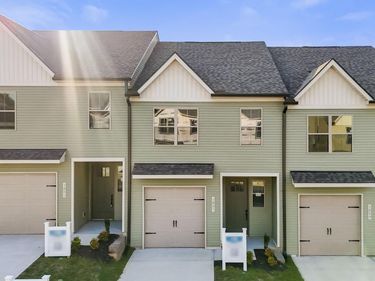 1807 Bennett Village Drive, Maryville, TN 37804