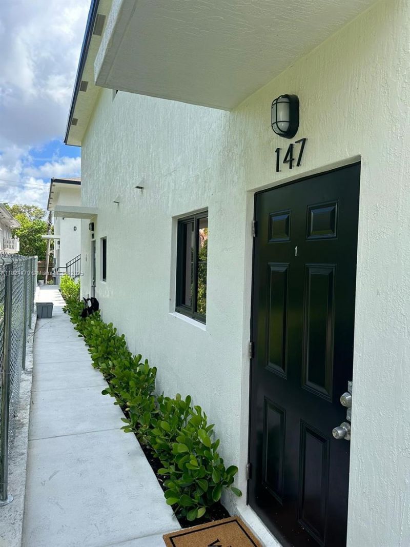 147 NW 61st St, Miami, FL 33127 Photo