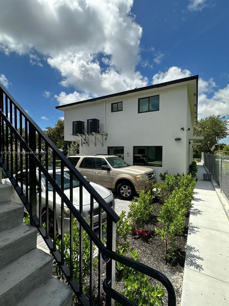147 NW 61st St, Miami, FL 33127 Photo