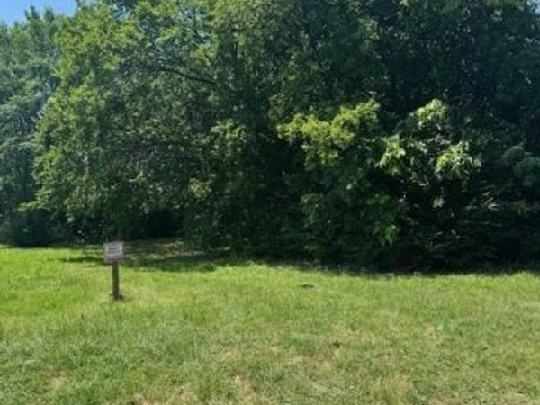 1300 Colvin Avenue, Fort Worth, TX 76104