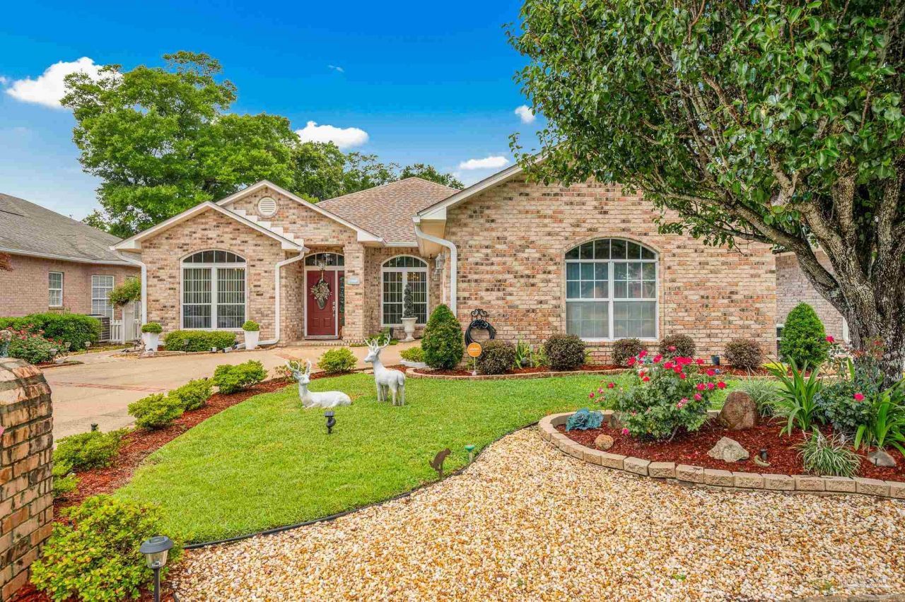 8511 Sawmill Run Pensacola, FL 32514