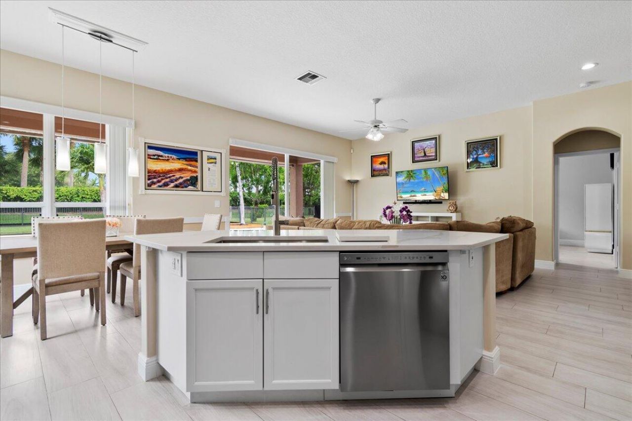 4085 Wellington Shores Drive, Wellington, FL 33449 Photo