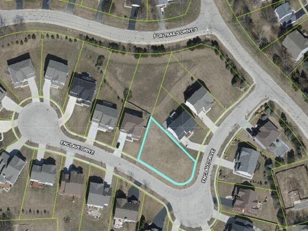 550 Enclave Drive, Cary, IL 60013