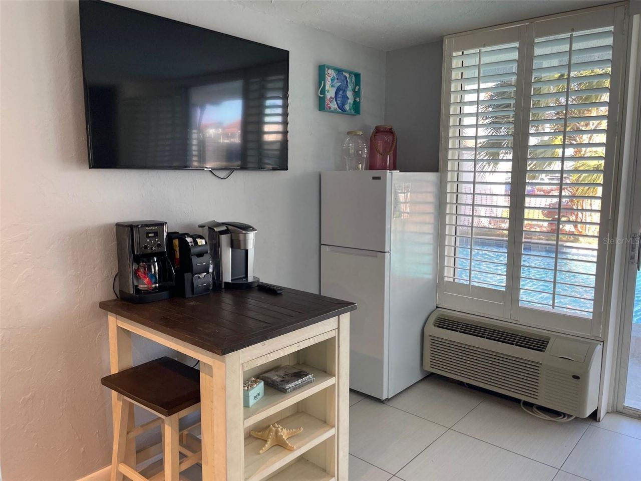 800 Bayway Boulevard, Unit 14, Clearwater Beach, FL 33767 Photo