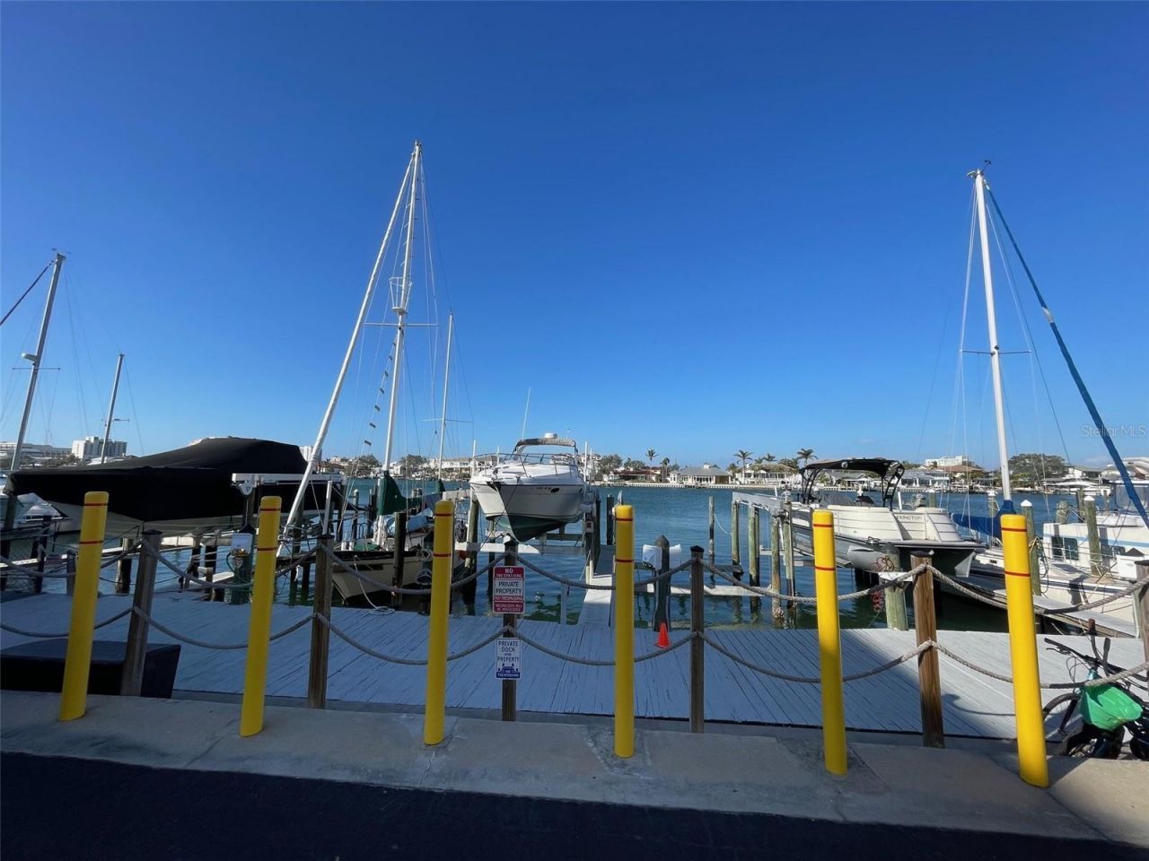 800 Bayway Boulevard, Unit 14, Clearwater Beach, FL 33767 Photo