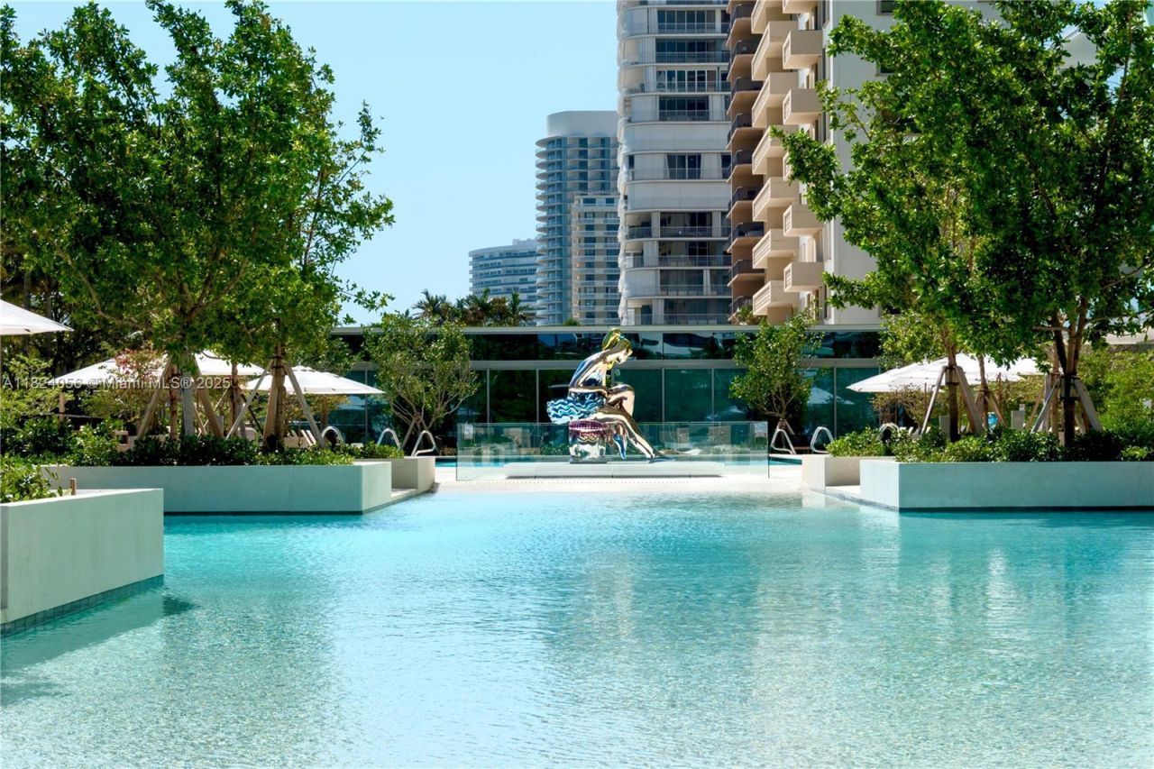 10203 Collins Ave, Unit 301, Bal Harbour, FL 33154 Photo