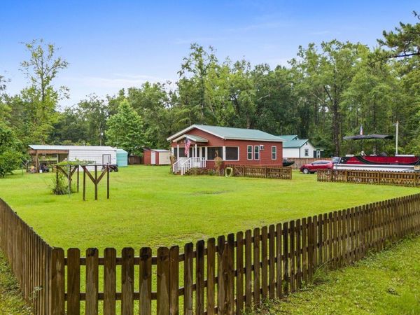 674 Bryant Landing Road, Wewahitchka, FL 32465