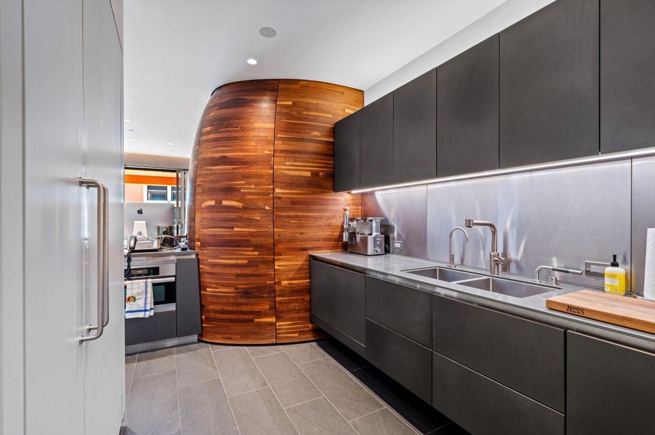 2 N Breakers Row, Unit N25, Palm Beach, FL 33480 Photo