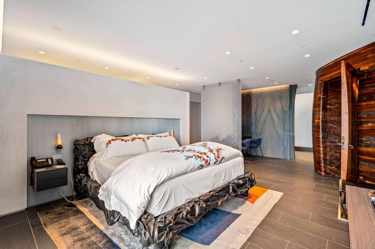 2 N Breakers Row, Unit N25, Palm Beach, FL 33480 Photo