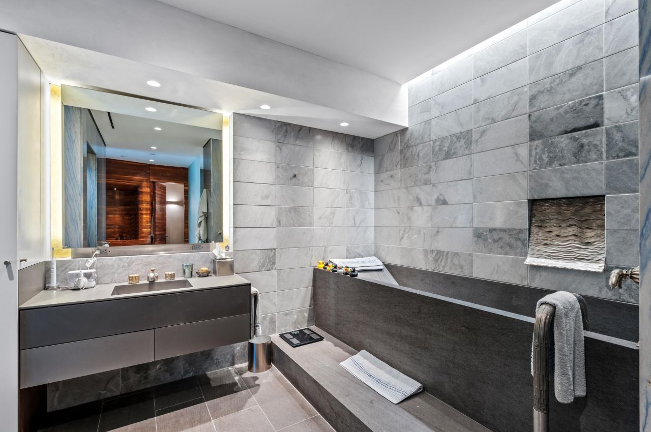 2 N Breakers Row, Unit N25, Palm Beach, FL 33480 Photo