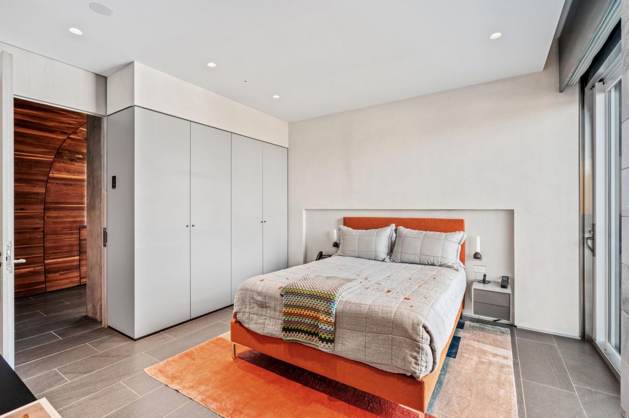 2 N Breakers Row, Unit N25, Palm Beach, FL 33480 Photo