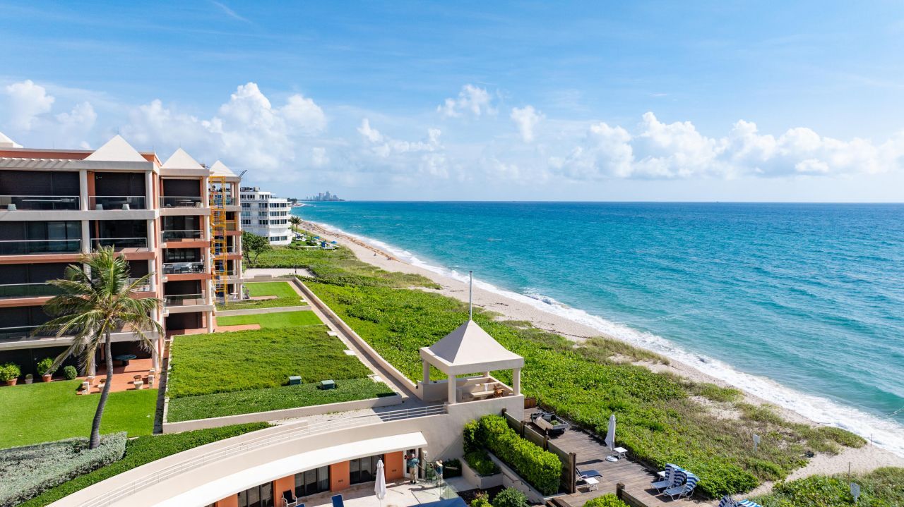 2 N Breakers Row, Unit N25, Palm Beach, FL 33480 Photo