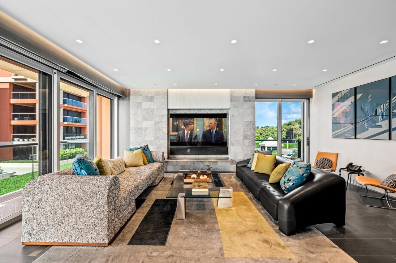 2 N Breakers Row, Unit N25, Palm Beach, FL 33480 Photo