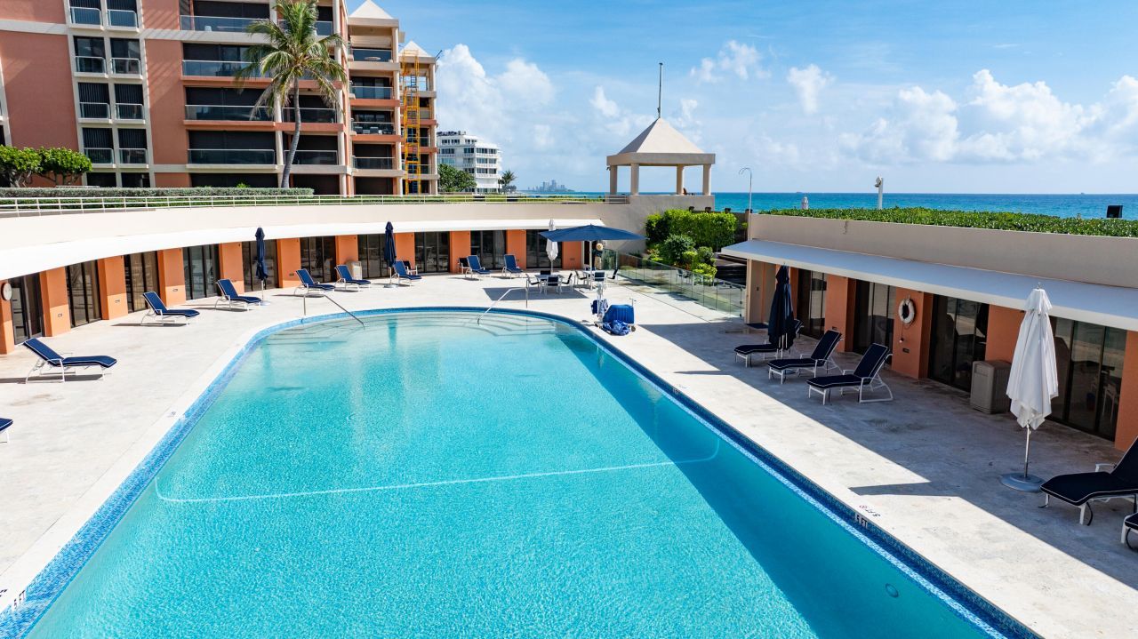 2 N Breakers Row, Unit N25, Palm Beach, FL 33480 Photo