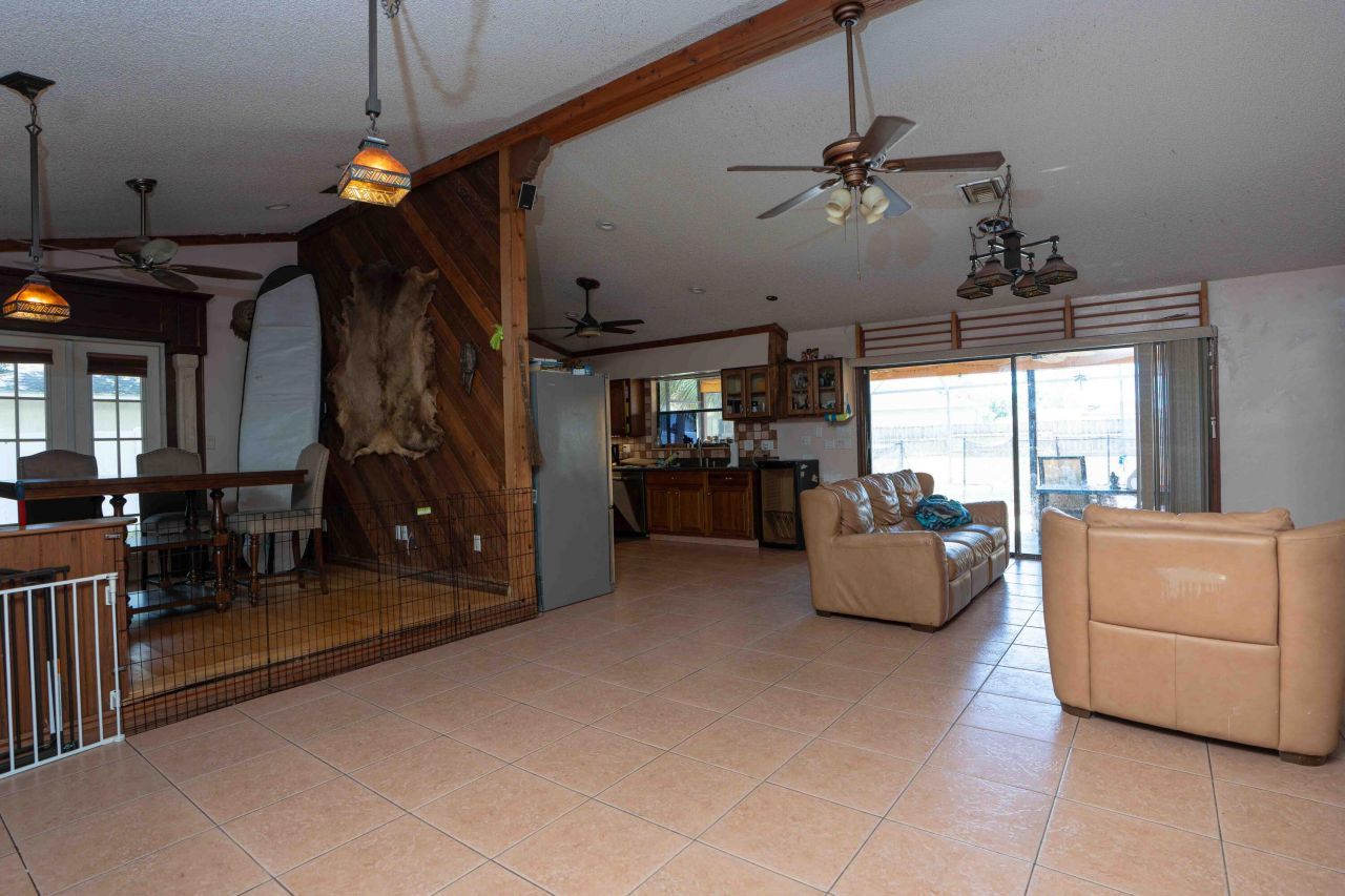 2573 SW Savona Boulevard, Port Saint Lucie, FL 34953 Photo