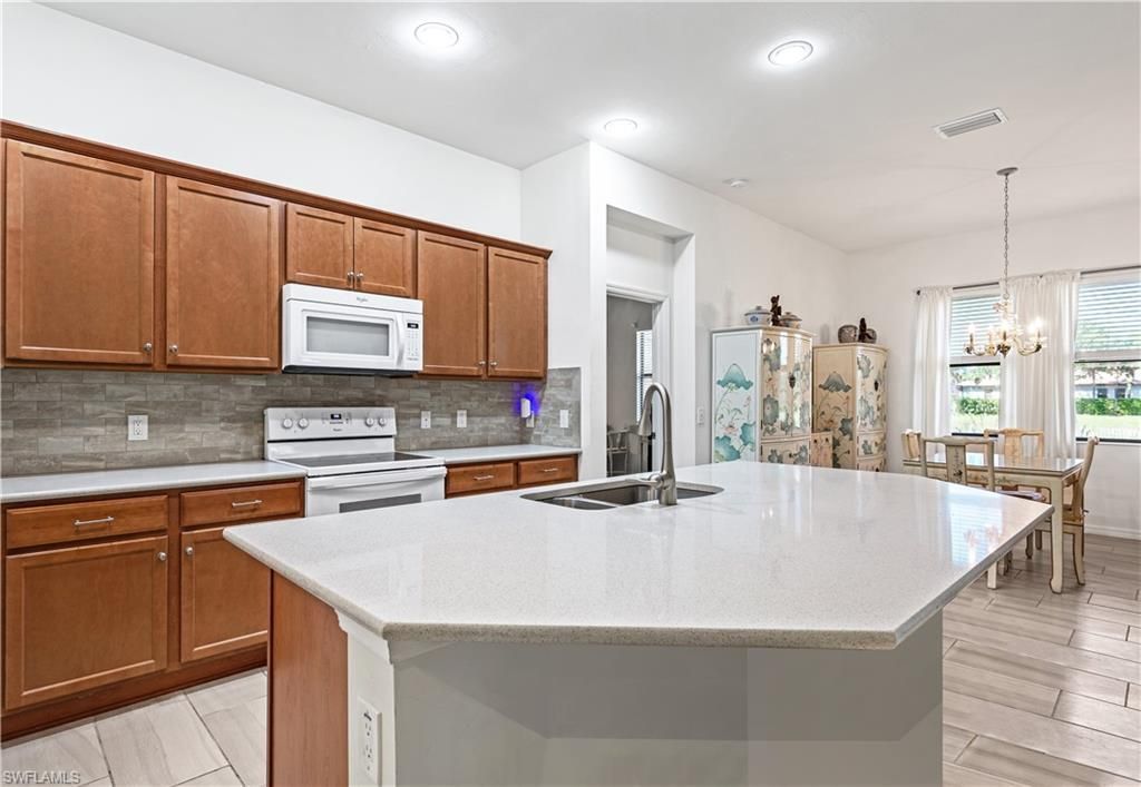10646 Essex Square Blvd, Fort Myers, FL 33913 Photo