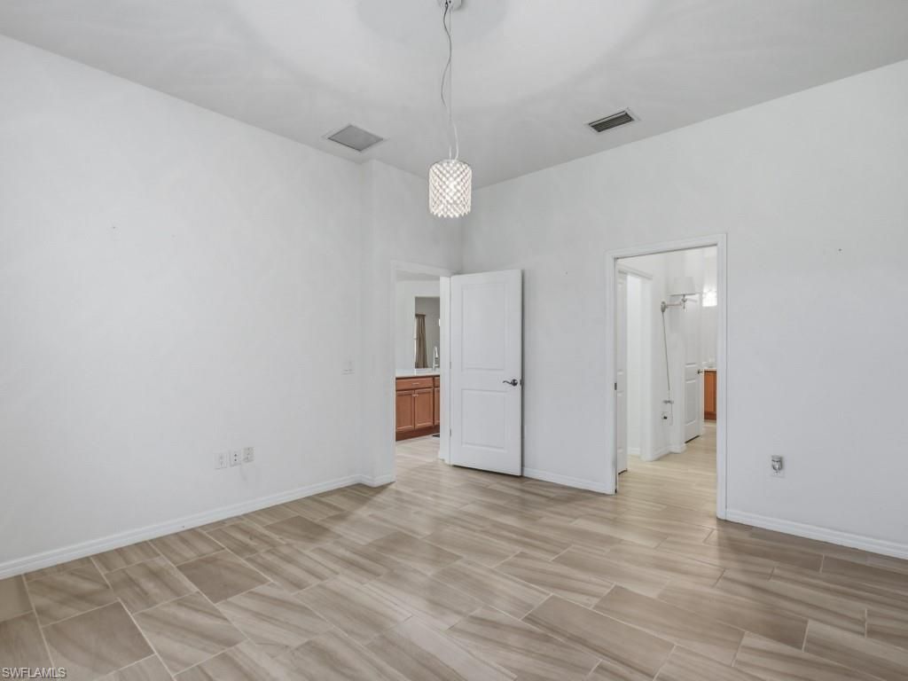 10646 Essex Square Blvd, Fort Myers, FL 33913 Photo