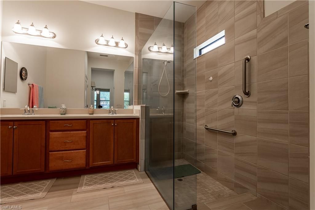 10646 Essex Square Blvd, Fort Myers, FL 33913 Photo