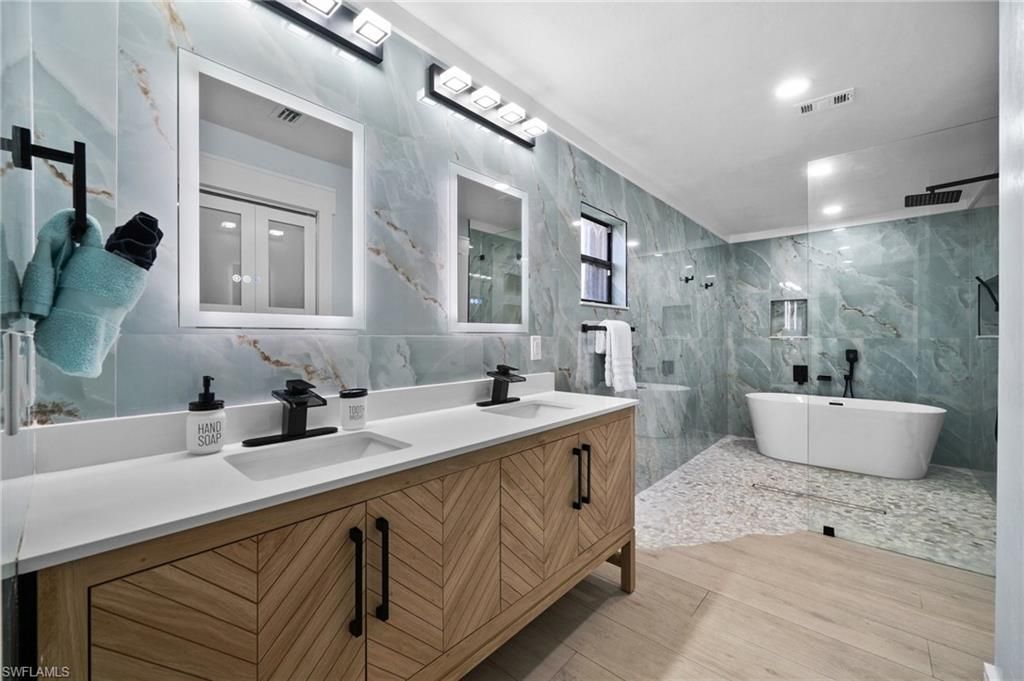 3403 SE 22nd Pl, Cape Coral, FL 33904 Photo