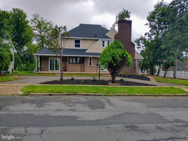 512 MIFFLIN BOULEVARD, READING, PA 19607