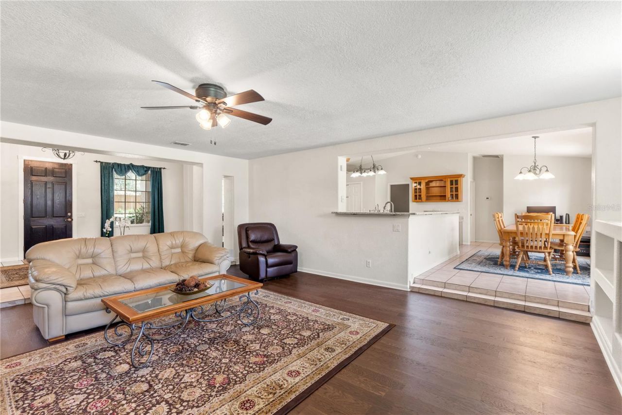 81 N Carol Avenue, Mascotte, FL 34753 Photo