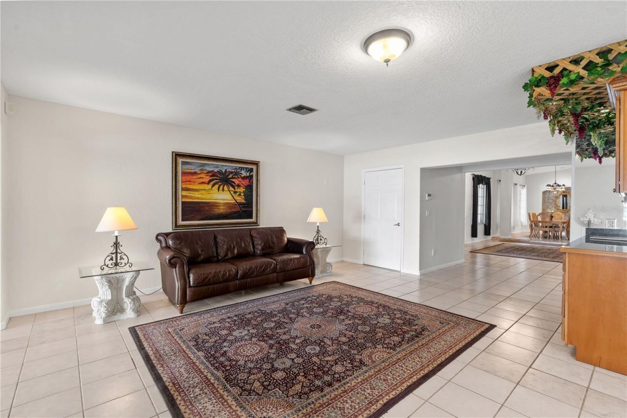 81 N Carol Avenue, Mascotte, FL 34753 Photo