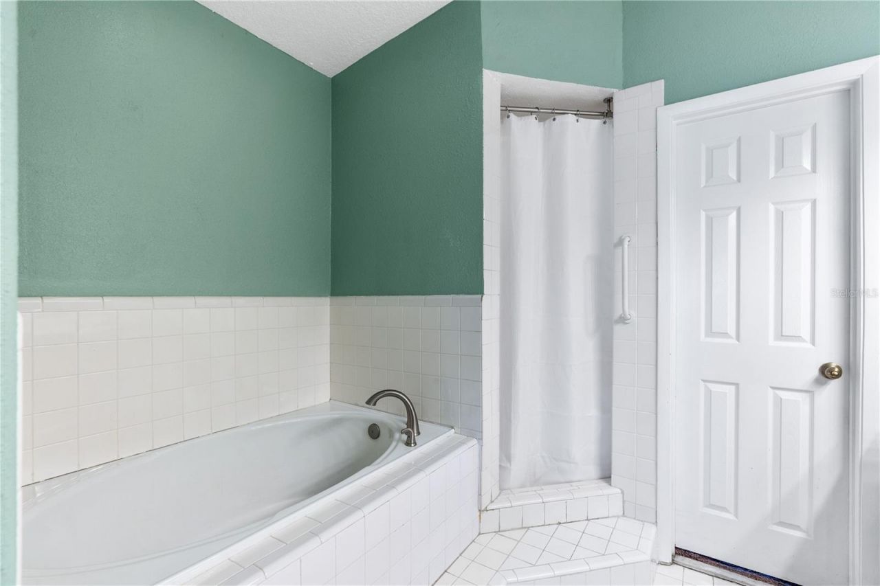 81 N Carol Avenue, Mascotte, FL 34753 Photo