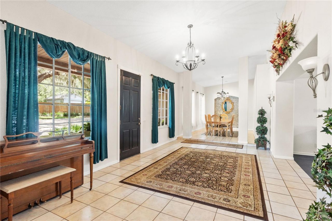 81 N Carol Avenue, Mascotte, FL 34753 Photo