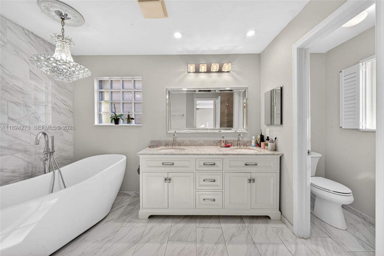 1325 Chenille Cir, Weston, FL 33327 Photo