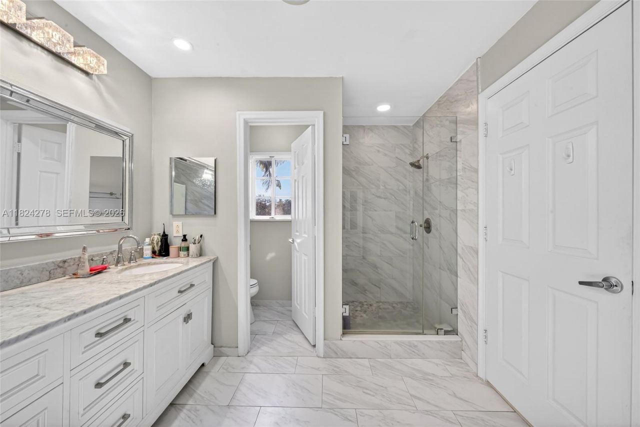 1325 Chenille Cir, Weston, FL 33327 Photo