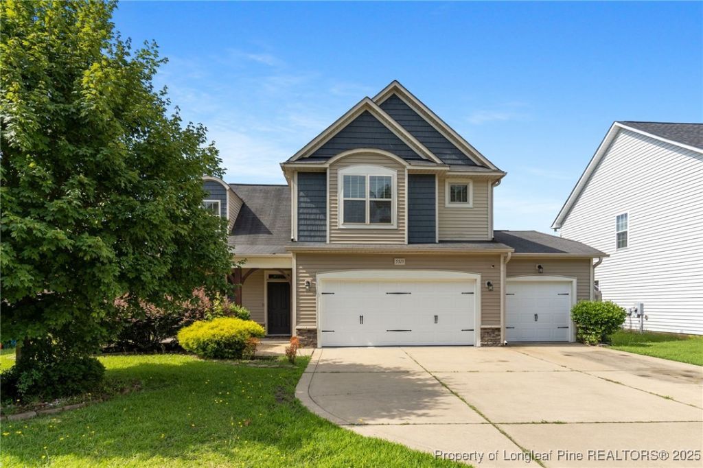 5513 Hickory Knoll Road, Fayetteville, NC 28314 Main Photo